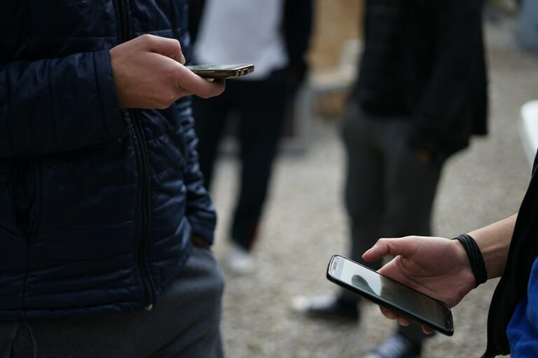 Les ados et le téléphone